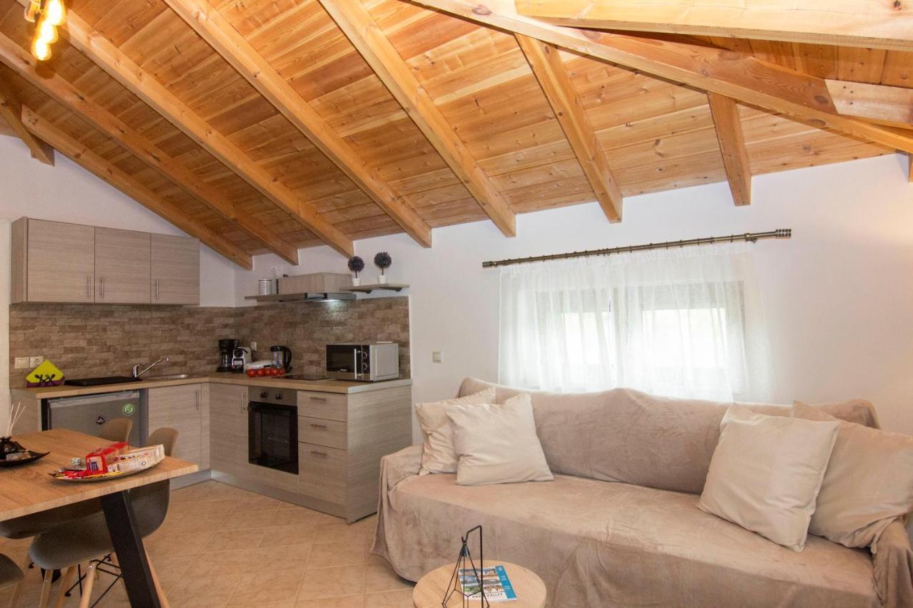Selinitsa Stone Studio - Mani Seaview Retreat Agios Nikolaos  Exterior photo