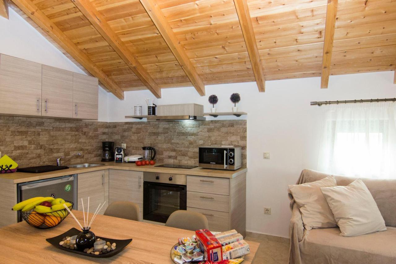 Selinitsa Stone Studio - Mani Seaview Retreat Agios Nikolaos  Exterior photo