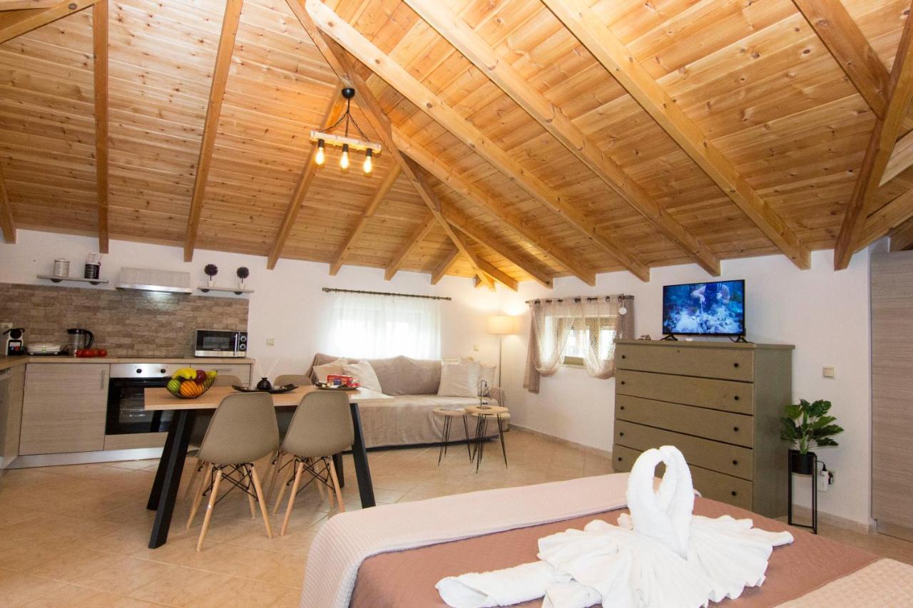 Selinitsa Stone Studio - Mani Seaview Retreat Agios Nikolaos  Exterior photo